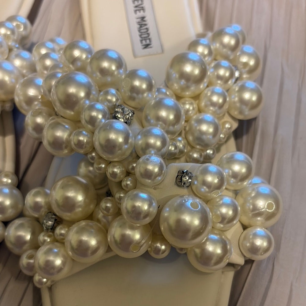 Steve Madden Cream Pearl Embellished Sandals - Picture 3 of 5